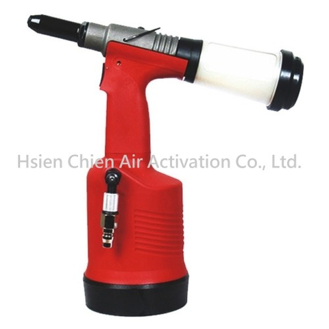 Pneumatic nail gun